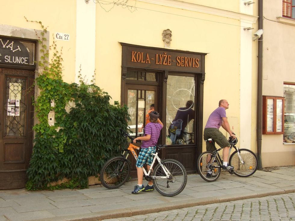 Bike rentals, repairs